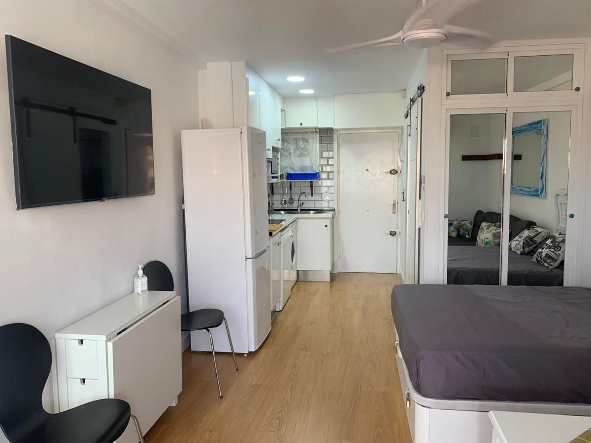 Sweet Home Benalmadena, Estudio Con Vistas Al Mar Y Excelente Conexion Wifi, Para No Fumadores, Con Piscinas, Sea Views, With Swimming Pools, Completely Renovated, Ideal For Older People, Bright With Morning Sun, No Smoking Dış mekan fotoğraf