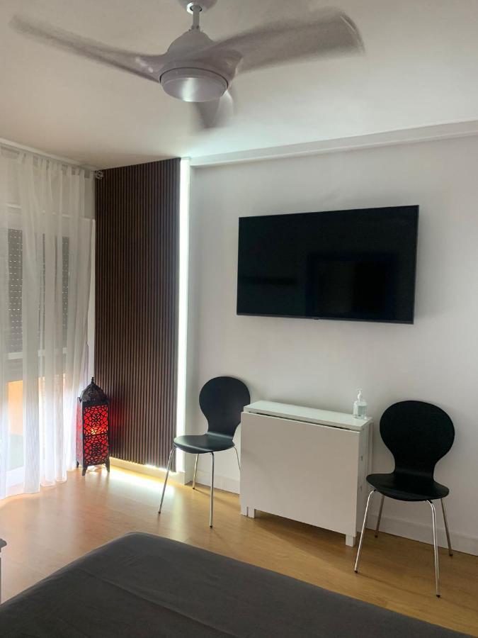 Sweet Home Benalmadena, Estudio Con Vistas Al Mar Y Excelente Conexion Wifi, Para No Fumadores, Con Piscinas, Sea Views, With Swimming Pools, Completely Renovated, Ideal For Older People, Bright With Morning Sun, No Smoking Dış mekan fotoğraf