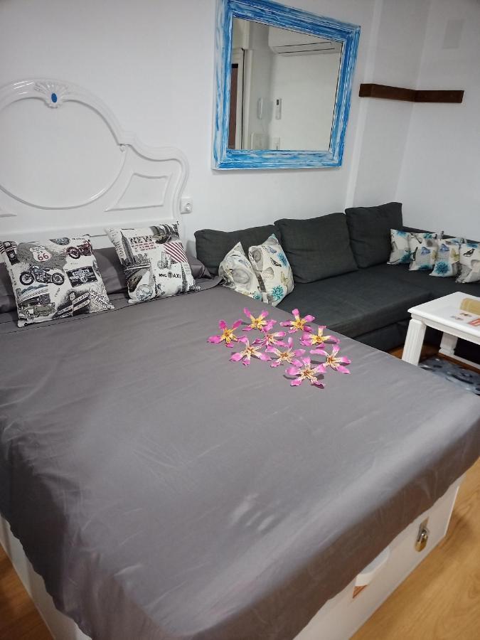Sweet Home Benalmadena, Estudio Con Vistas Al Mar Y Excelente Conexion Wifi, Para No Fumadores, Con Piscinas, Sea Views, With Swimming Pools, Completely Renovated, Ideal For Older People, Bright With Morning Sun, No Smoking Dış mekan fotoğraf